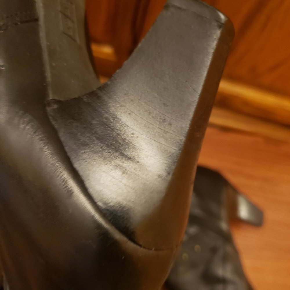 Women's Black Leather Boots - Picture 13 of 14